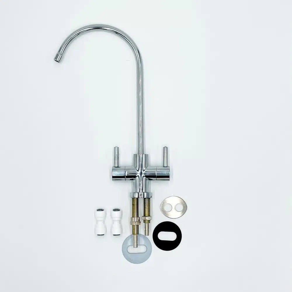 Der mitgelieferte 1-Wege-Wasserhahn der Entron Osmoseanlage