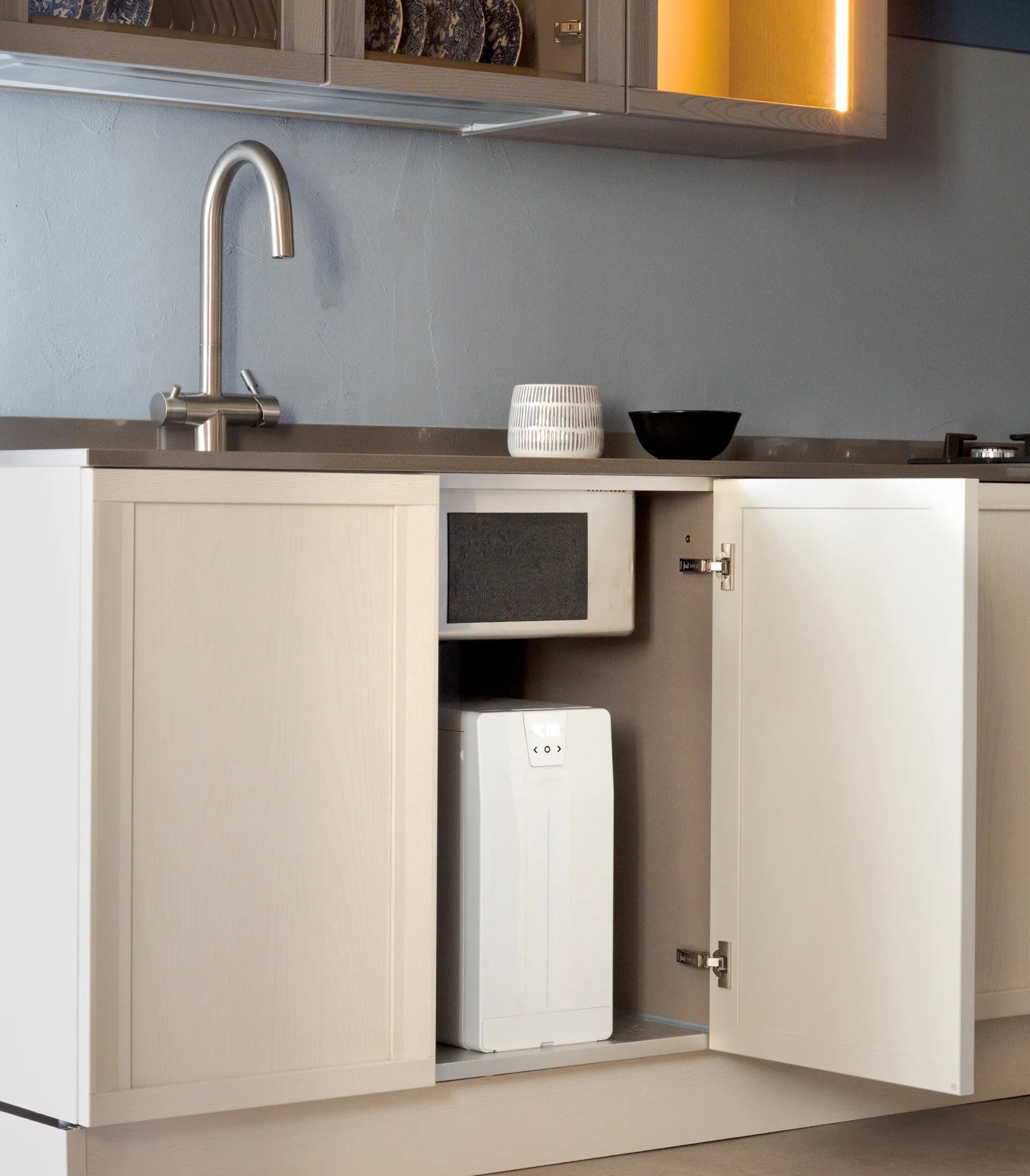 Jomi Frizz-In 20 /40 /60 /90 /150 Mikro/Ultra – Untertisch-Wasserfilteranlage mit Sprudelfunktion - Mein-Wasserfilter.com