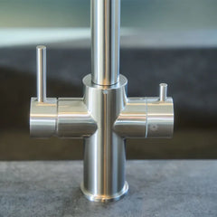 Viziotechnik 5-Wege-Wasserhahn schwarz – mit abnehmbarer Brause – Edelstahl gebürstet – VZFX518182