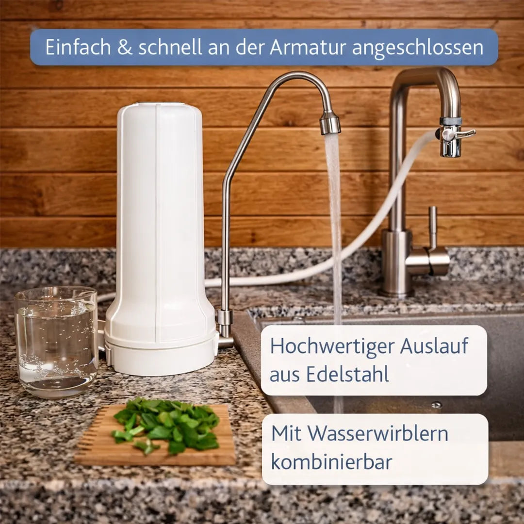 Der Alvito Auftischfilter Pro Wasserfilter mit Edelstahl Auslauf und Wasserwirbler Anschluss in einer Küche