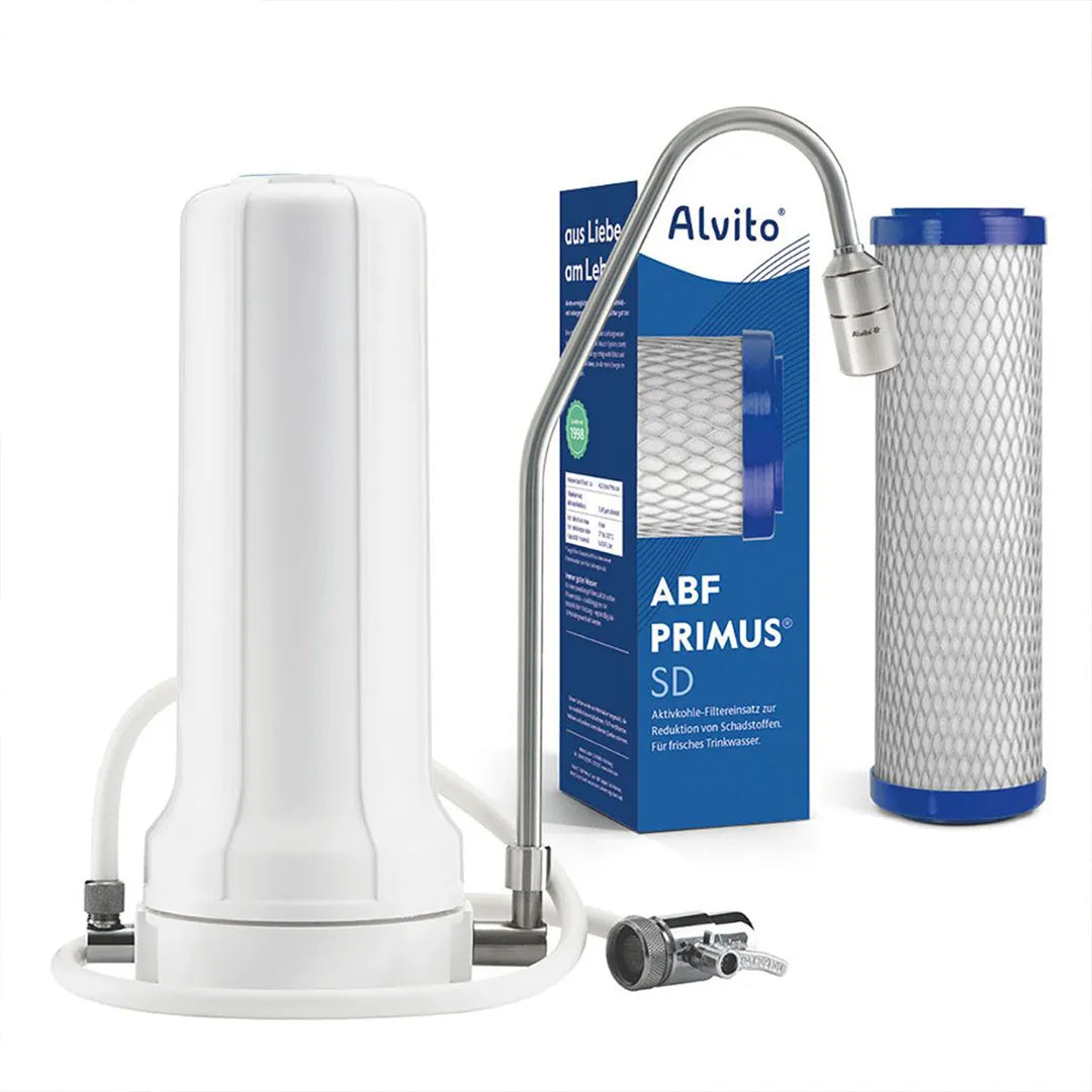 Alvito Wasserfilter Set Nature mit Auftisch Filtergehäuse, Aktivkohlefilter Primus SD Filtereinsatz und Wasserwirbler Viva 2.8 als Freisteller