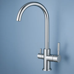 Der Pi 4106 3-Wege-Wasserhahn aus Edelstahl für Osmoseanlagen und Wasserfilter: Auf blauem Hintergrund