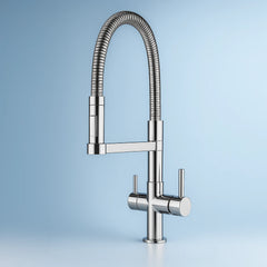 Der Vierwegehahn aus Edelstahl ODIN 
von misterwater - für Osmoseanlagen und Wasserfilter: Auf blauem Hintergrund